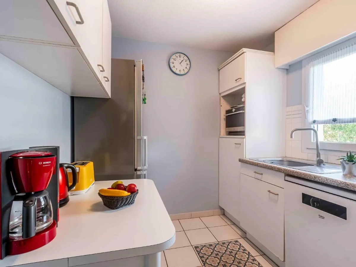 Apartment Le Promethee By Interhome Saint-Raphael