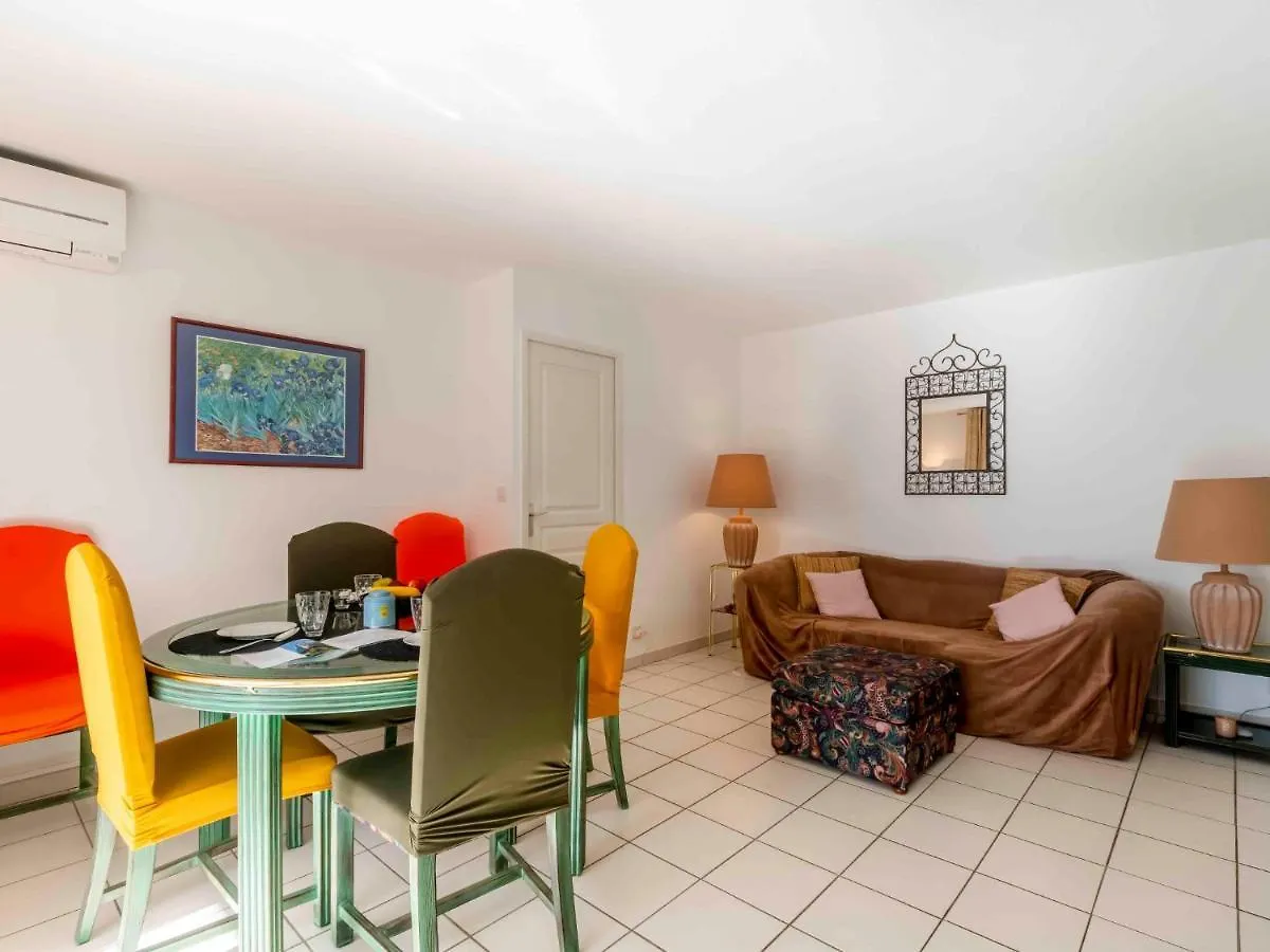 Apartment Le Promethee By Interhome Saint-Raphael