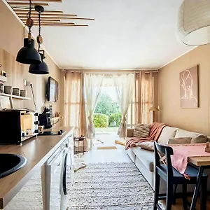  Apartment En Paradis